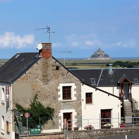 Aux Du Mont Pensionat 3*