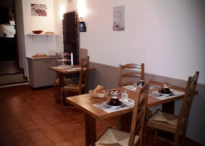 Gæstehus Aux Du Mont 3*